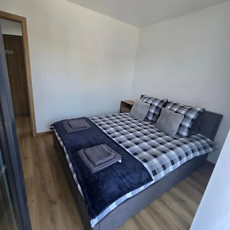 żurawia 1a Piętro 1 * Kraków